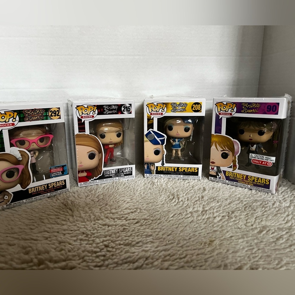 BRITNEY SPEARS FUNKO POP 292 LIMITED EDITION, 215, 208, 90 NWT NIB LOT